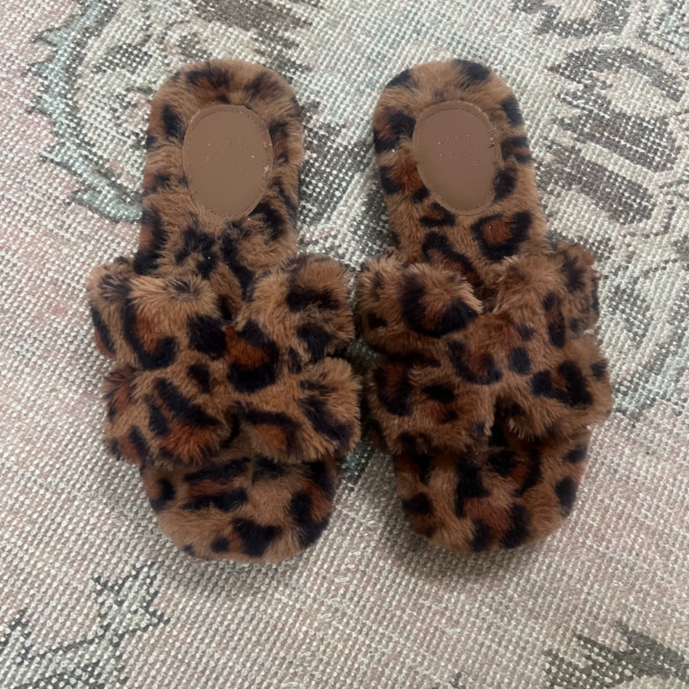 A New Day Brown Leopard Print Slippers Brand New Size 7 sold out !!!